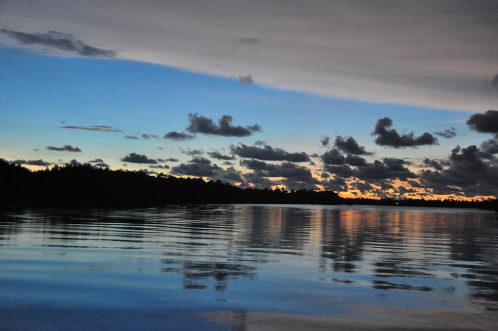 Okvin River Villa Bentota Buitenkant foto